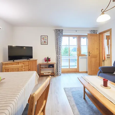 Gaestehaus Hoefler Apartamento Bayerisch Gmain