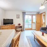 Gaestehaus Hoefler Apartament Bayerisch Gmain